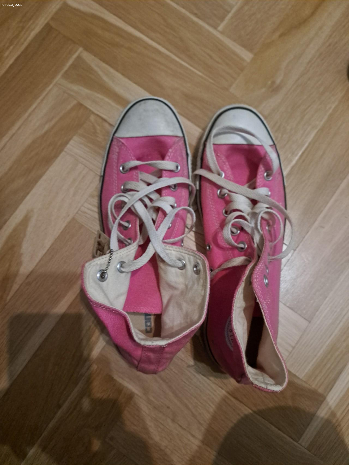 Converse all star talla 10 rosa. talla 10 , que equivale a un 44. Antiguas (tienen alguna mancha) pero sin usar